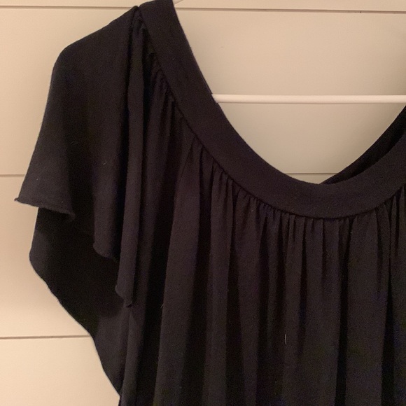 Express Black Top - Picture 2 of 7